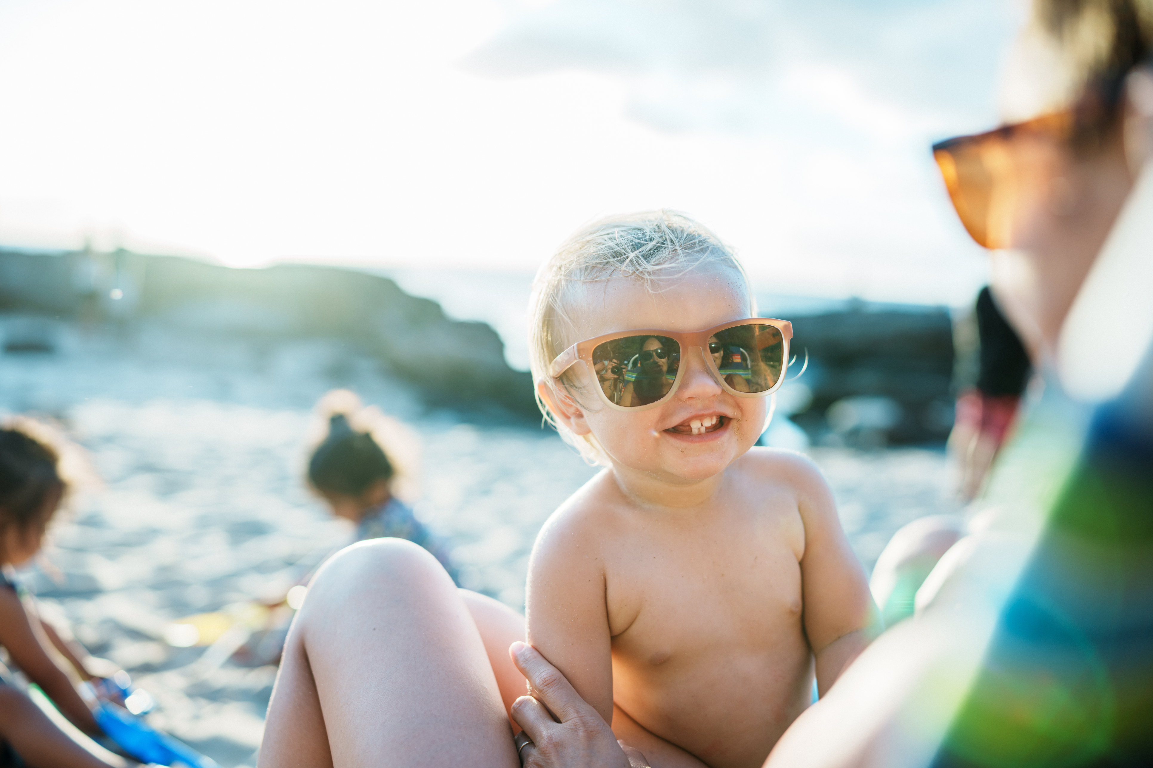 neonato in vacanza con genitori
